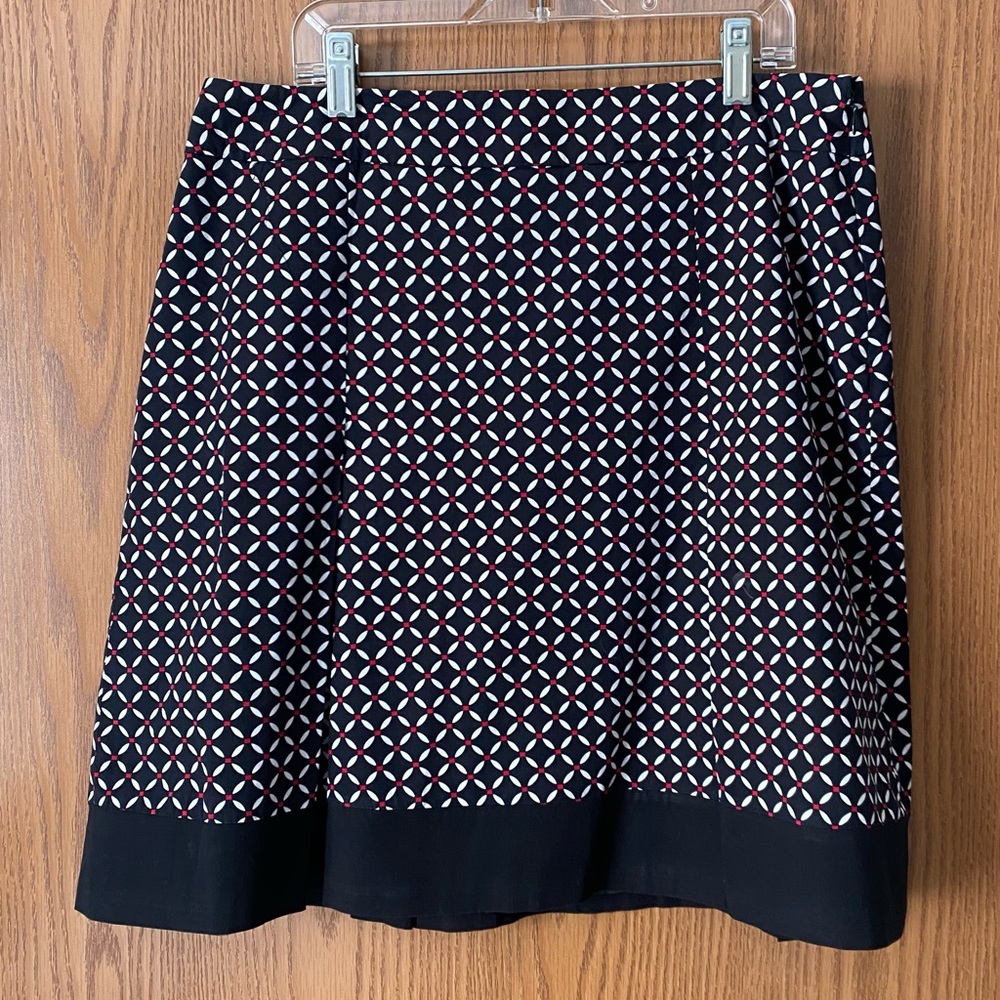 Anne Taylor Petite pleated skirt.